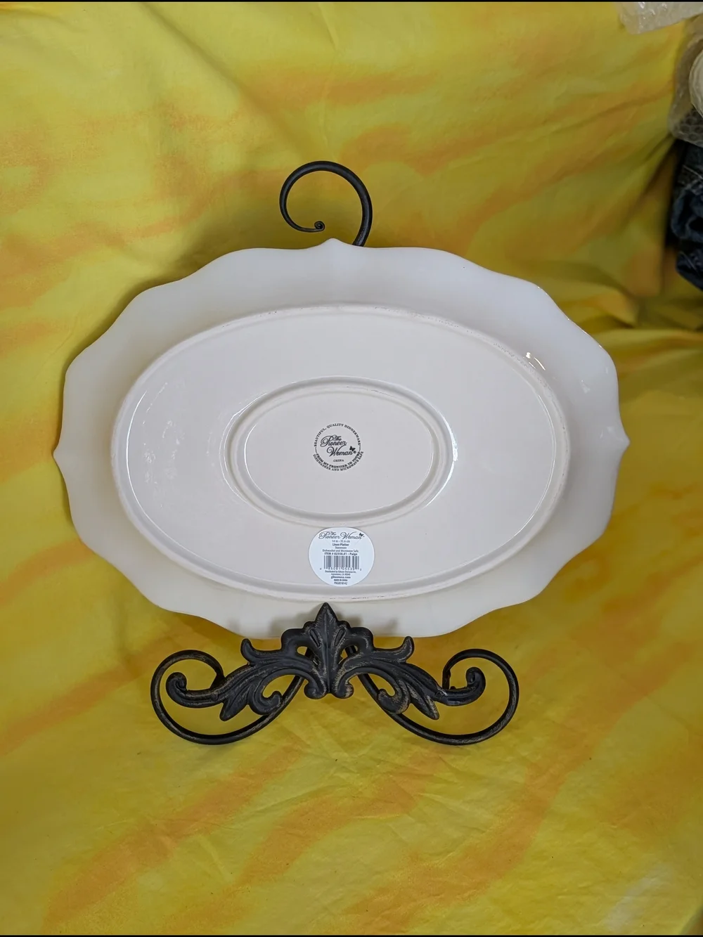 The Pioneer Woman Cream Linen Stoneware Platter